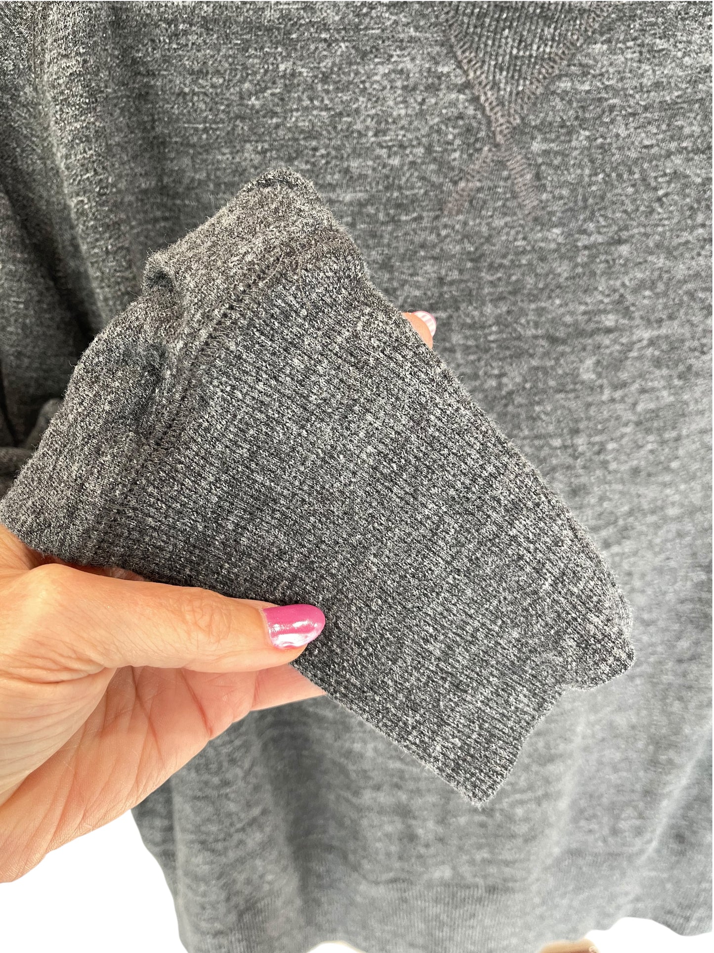 Women’s (L) lightweight, crewneck (charcoal) Sweatshirt