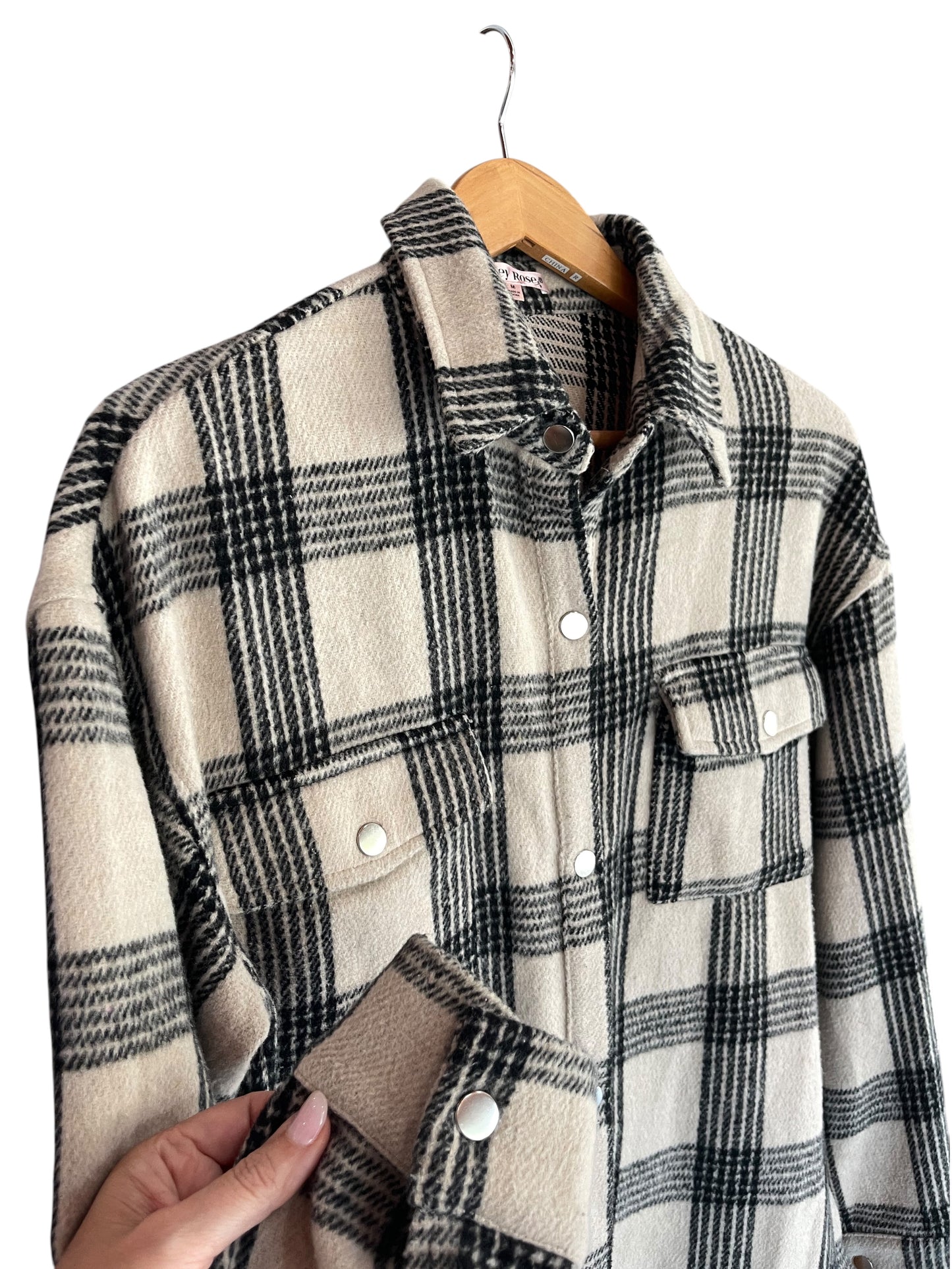 Women’s (M) Bailey Rose Flannel Shacket (sku 0217)