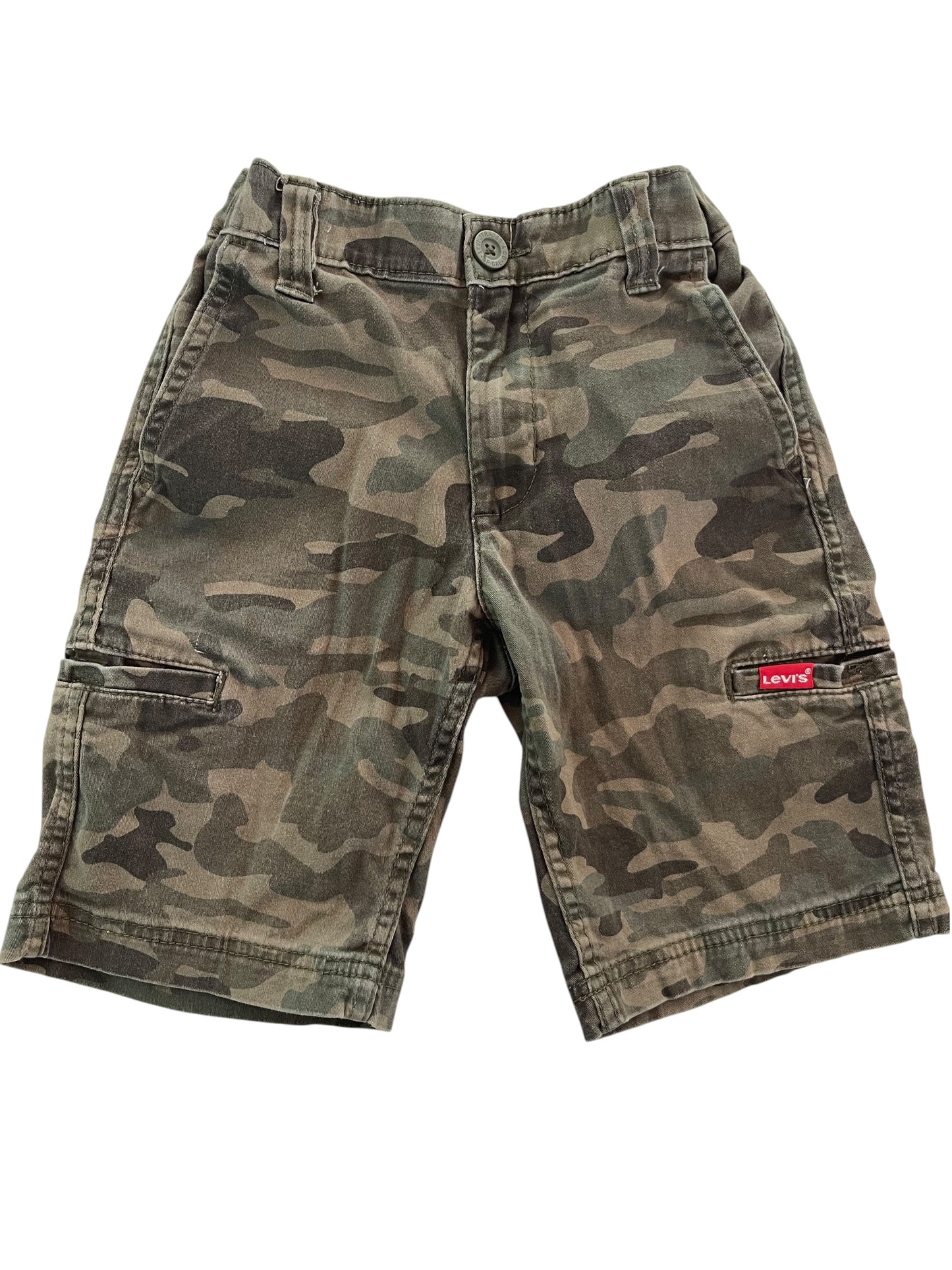 Kids (size 8) Boy LEVI’S Cargo Camo Shorts