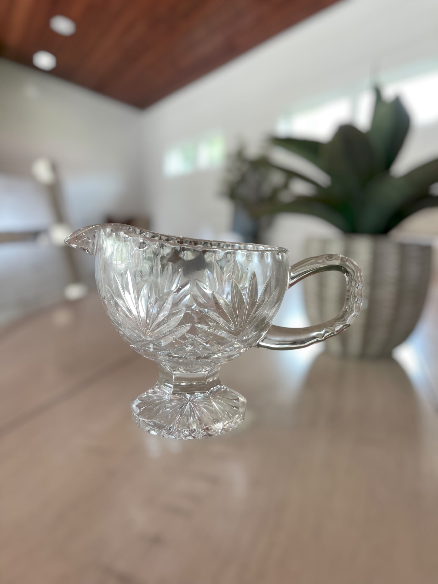 Vintage Crystal Glassware Footed Gravy Boat (Fan & Criss-Cross Design)
