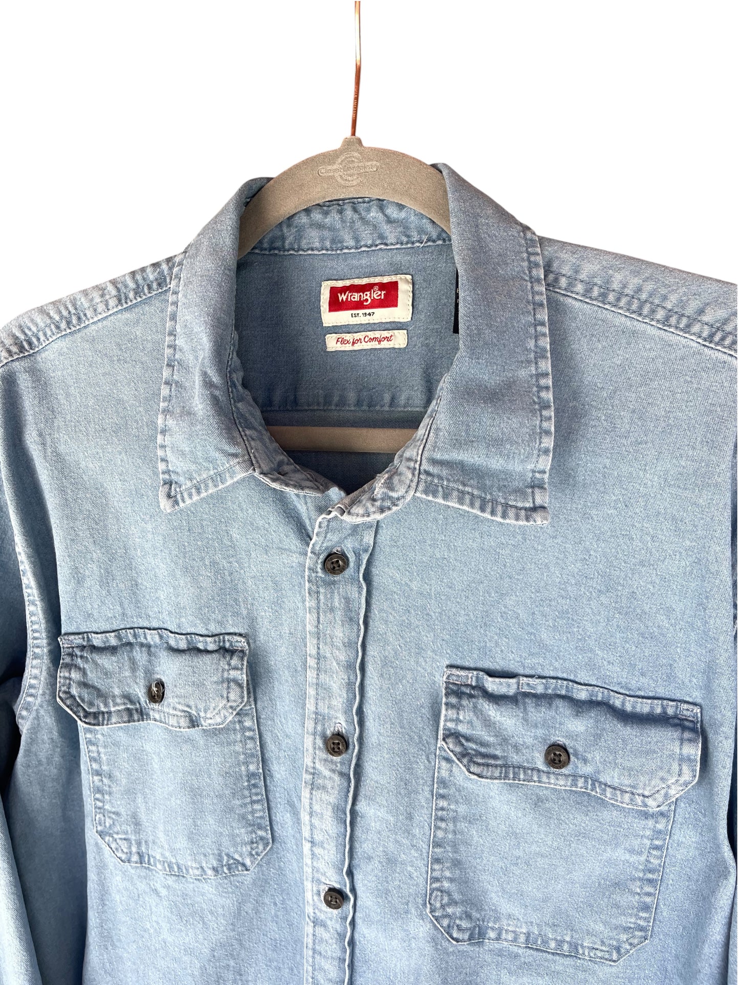 Women’s (Men XL) Wrangler Heavy Denim Button Up Shirt (sku 0025)